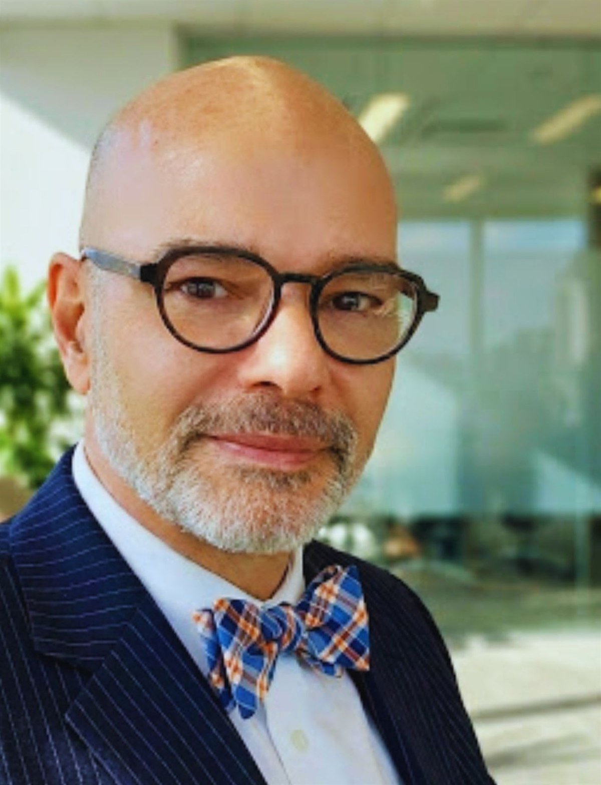 Jerry Ervin professional headshot in a bow tie